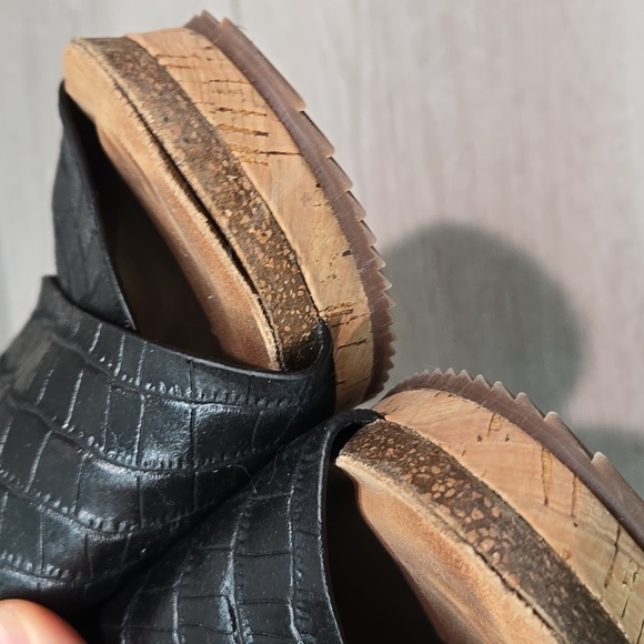 Sofft Women Ciera Leather Crisscross Cork Wedge Sandals shoes sz 8.5M - Picture 5 of 12